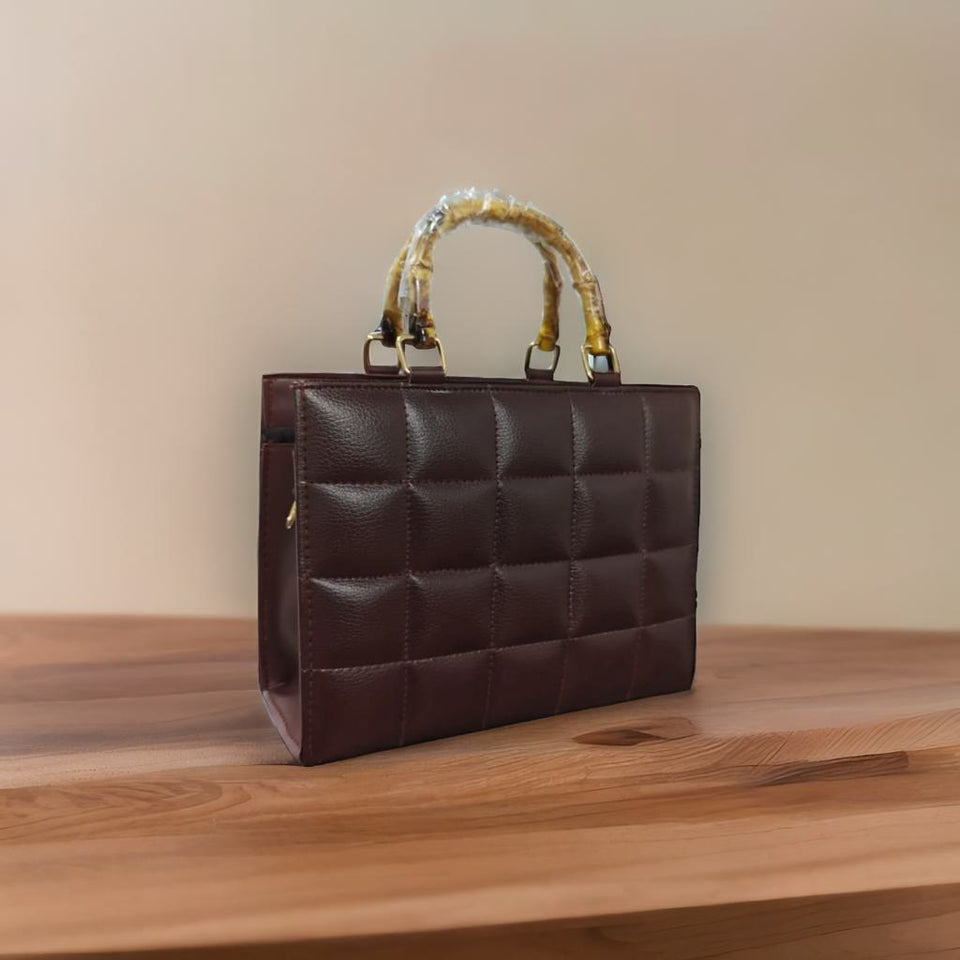 Trendy Designer-Style Tote – Modern Fashion Handbag