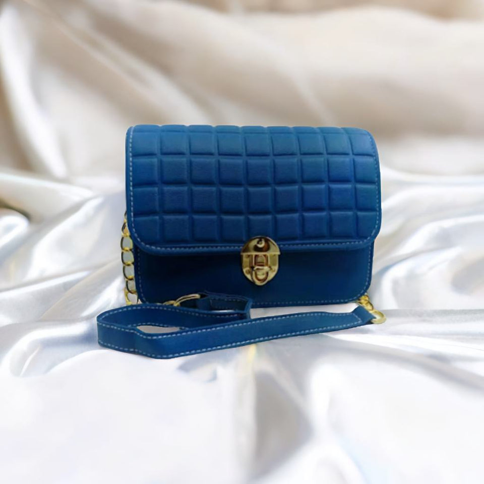 Elegant Checkered Tote – Luxury-Inspired Women’s Handbag