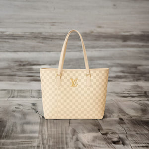 Elegant Designer-Style Tote Bag – Trendy Handbag for Women